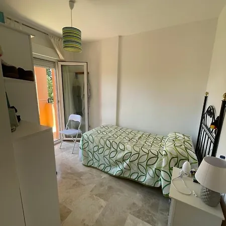 Manilva Beach: Your Costa Del Sol Getaway! Holiday home Castillo de Sabinillas