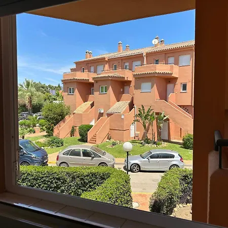 Manilva Beach: Your Costa Del Sol Getaway! *