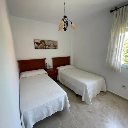 Manilva Beach: Your Costa Del Sol Getaway! Castillo de Sabinillas